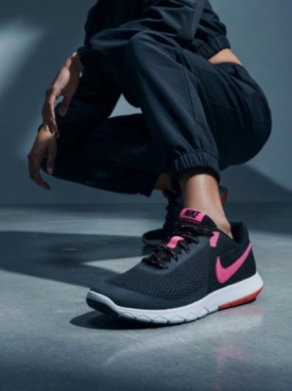 NIKE Women's Flex Experience Rn 5Training Running Shoes | 7.5